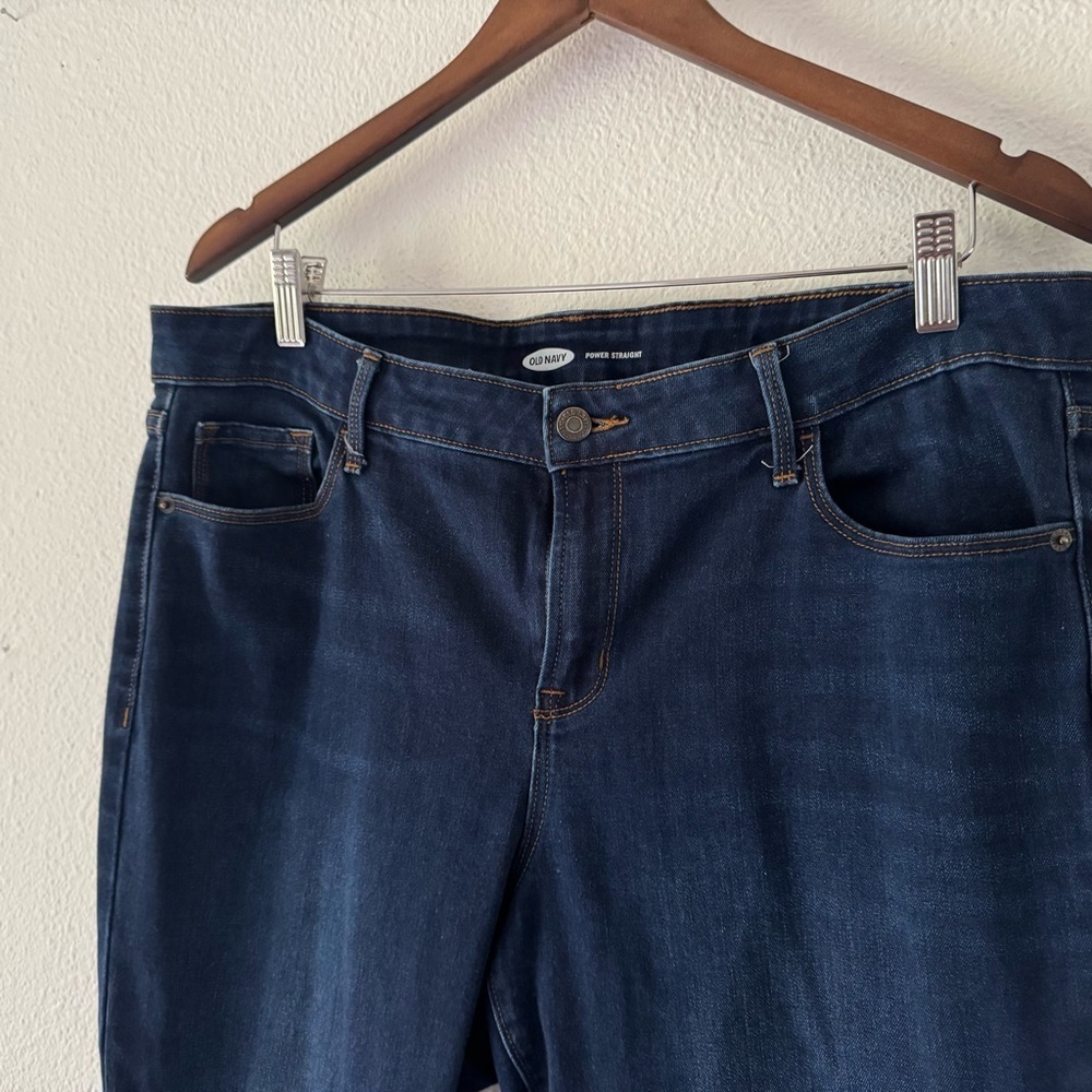 Old Navy Power Straight Plus Size 14 Short Mid Rise Jeans Minimalist Academia - Picture 3 of 11